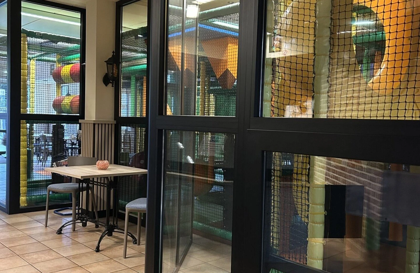 Indoor speeltuin wilhelm tell 5