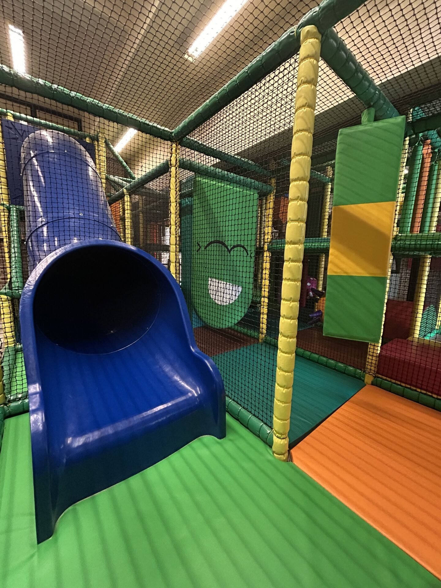 Indoor speeltuin wilhelm tell 7